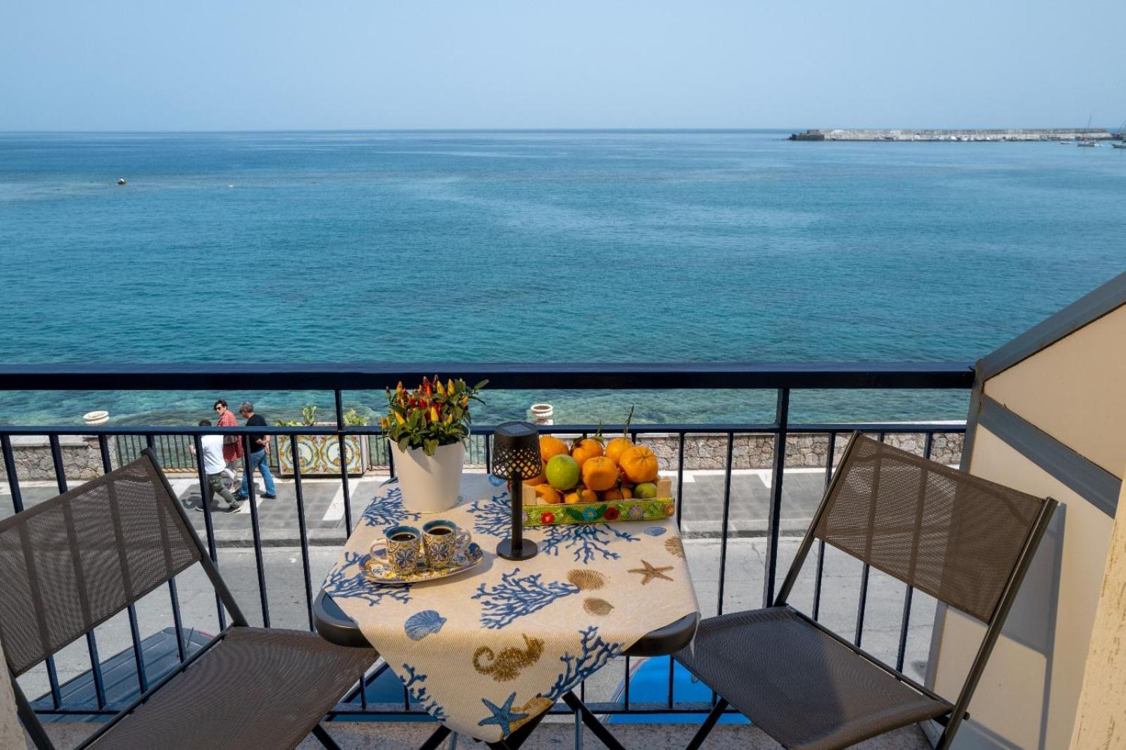 Zia Rina Apartment Naxos Giardini-Naxos Extérieur photo