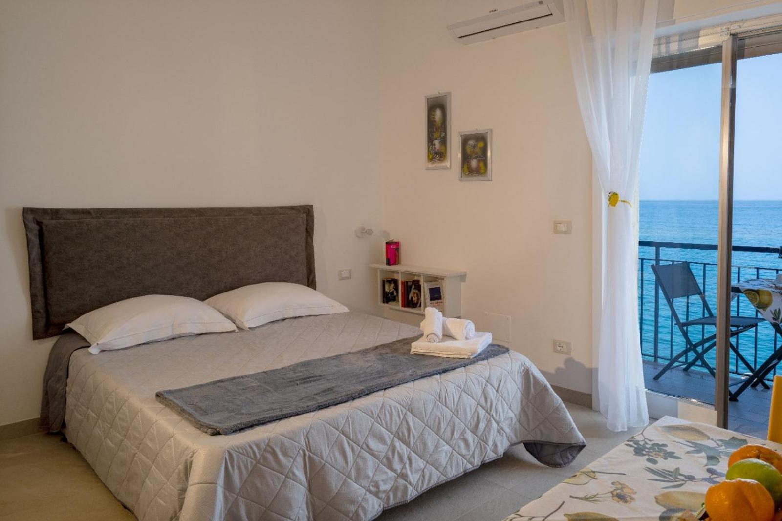 Zia Rina Apartment Naxos Giardini-Naxos Extérieur photo